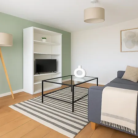 Clerkenwell Flat By Whitecross Street Market